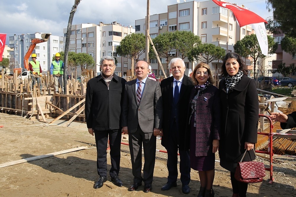 Burhaniye’de Deveciler ile yatırımlar hız kesmiyor 