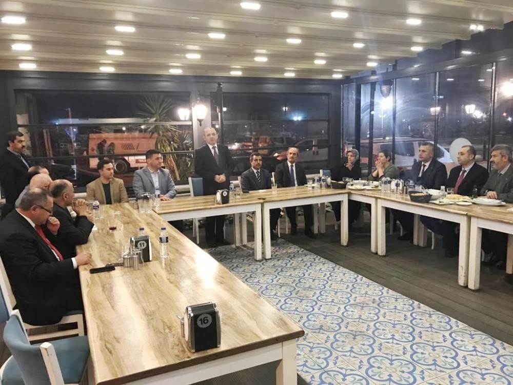 Burhaniye’de Müftü Öz için uğurlama yemeği düzenlendi 