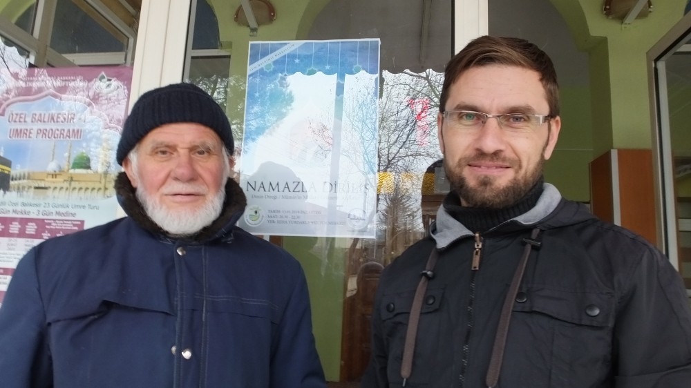 Burhaniye’de ’Namazla Diriliş’ konferansı 