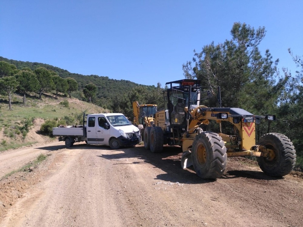 Burhaniye’de yayla yollarına onarım 