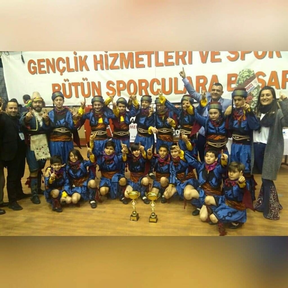 Burhaniyeli gençler Balıkesir birincisi oldu 