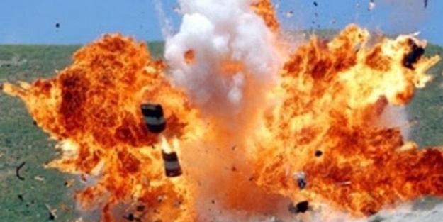 Burkina Faso’da yolcu otobüsünün geçişi sırasında mayın patladı! Ölüler var