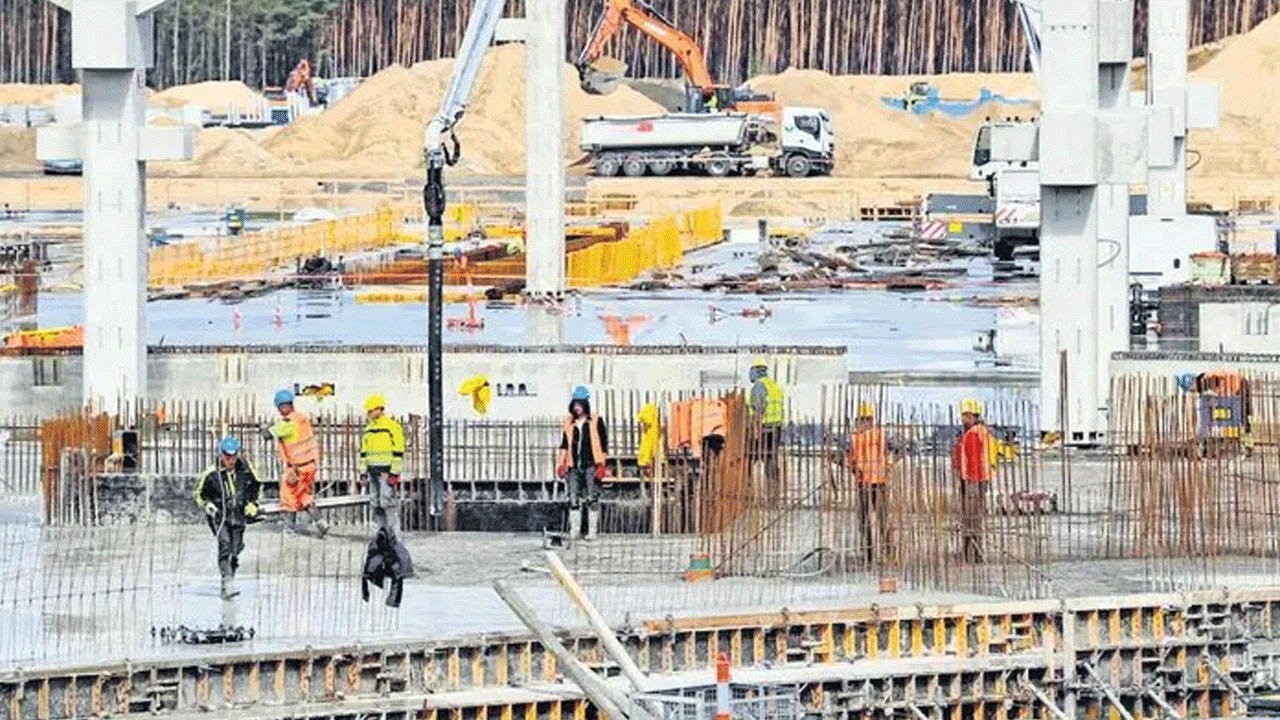 Bürokrasi fazlalığı yatırımları baltaladı! Almanya cazibesini kaybediyor!