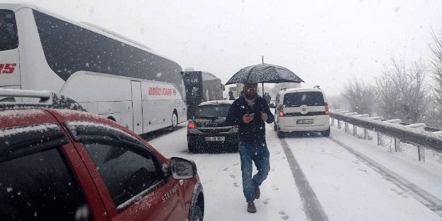 Bursa-Ankara karayolunu trafiğe kapandı