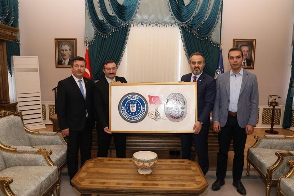 Bursa Büyükşehir Belediyesi ile Emet Belediyesi arasında kardeş belediye protokolü imzalandı 