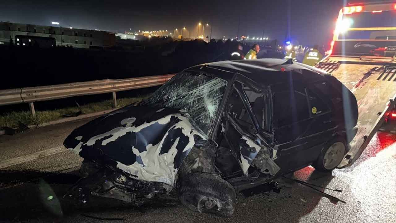 Bursa Çevre Yolu'nda korku dolu anlar! Bariyerlere ok gibi saplanan o araçtan mucize kurtuluş!