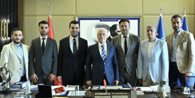 Bursa CHP’nin çiftliğine döndü! Bir koltukta baldız, diğerinde yeğen