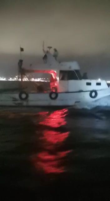 Bursa Gemlik’te trol teknesi yakalandı 