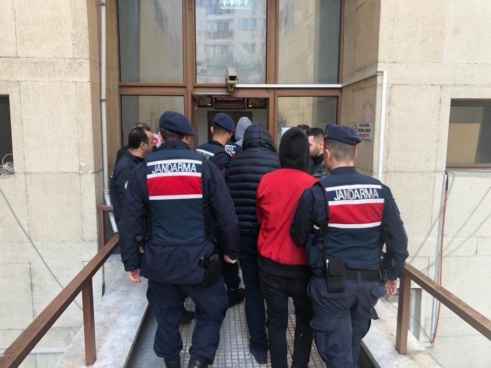 Bursa jandarmasından operasyon: 4 tutuklama 
