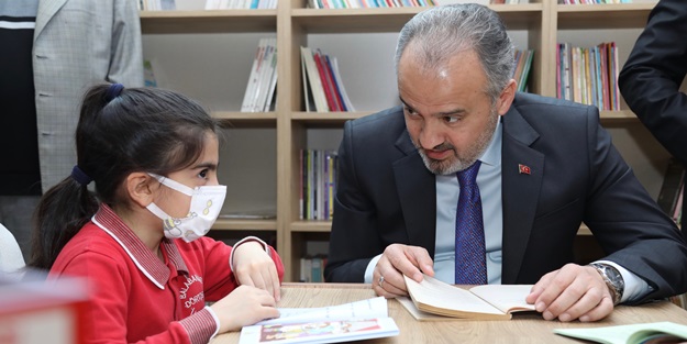 Bursa kütüphanelerle donatılıyor