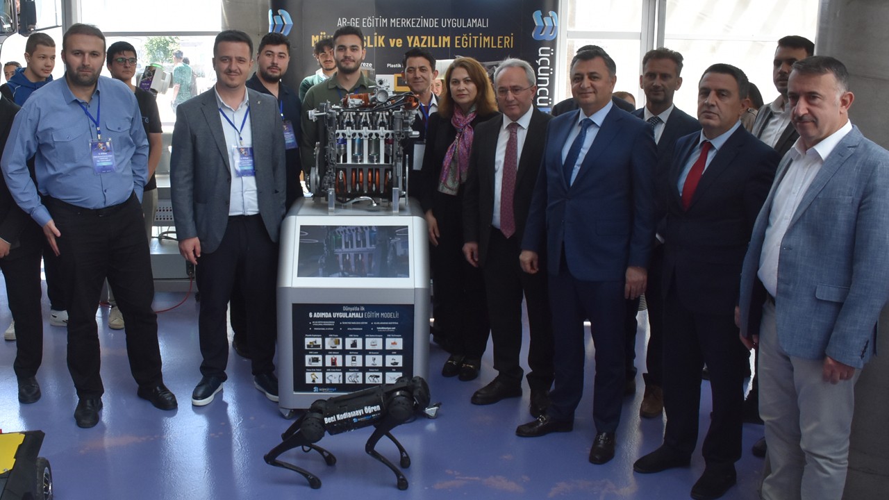 Bursa Otomotiv Lisesi, Otofest 2025 ile gençleri sektörle buluşturdu!