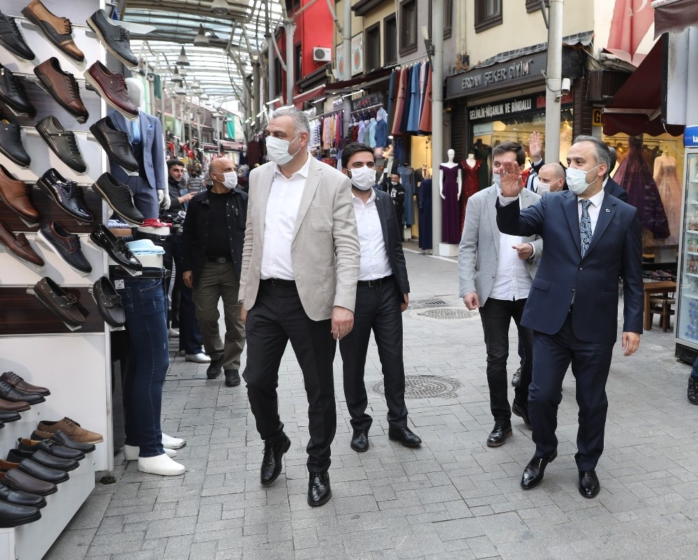 Bursa tarihi çarşıda yüzler gülüyor 