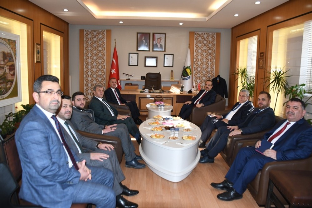 Bursa Valisi Canbolat’tan Başkan Taban’a ziyaret 