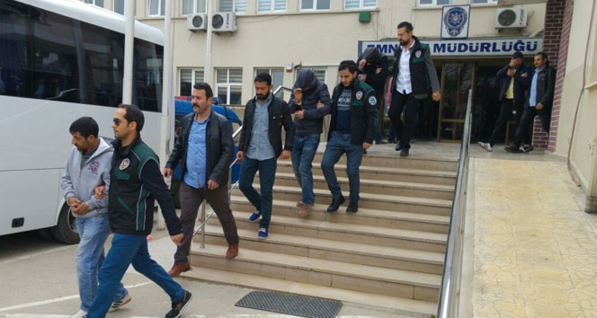 Bursa'da 11 zehir taciri tutuklandı