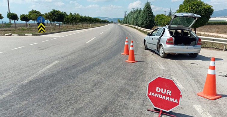 Bursa'da 2 gündür aranan adam oğlunun arabasında bulundu