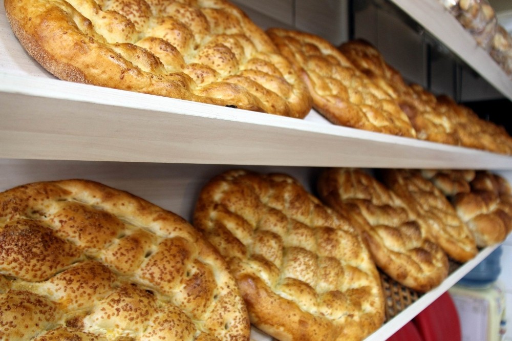 Bursa’da 200 gram ramazan pidesi 2 liradan satılacak 