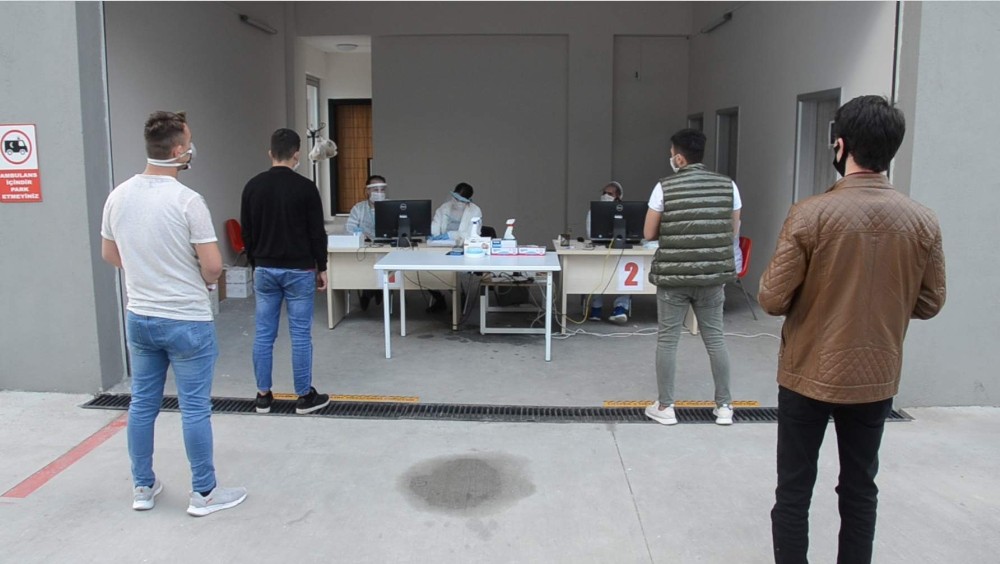 Bursa’da asker adaylarına korona virüs testi 
