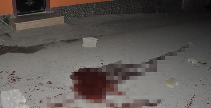Bursa'da baltalı dehşet! Para isteyen adamı öldürdü