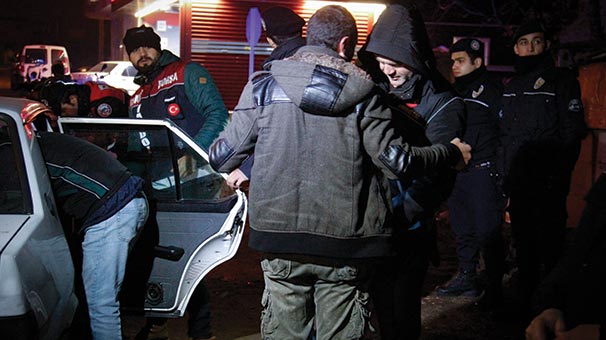 Bursa'da bin 100 polis ile 'Huzur Operasyonu'