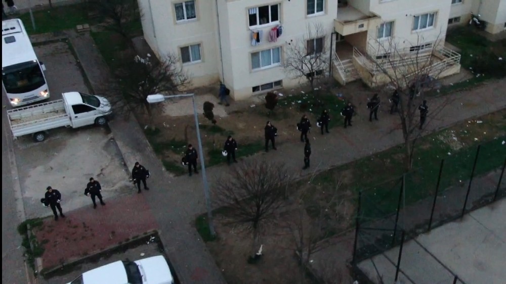 Bursa’da bin polisle şafak operasyonu: 27 gözaltı 