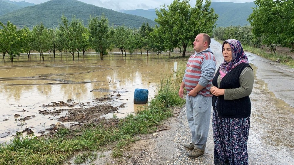 Bursa’da binlerce dönüm ekili tarla sular altında 