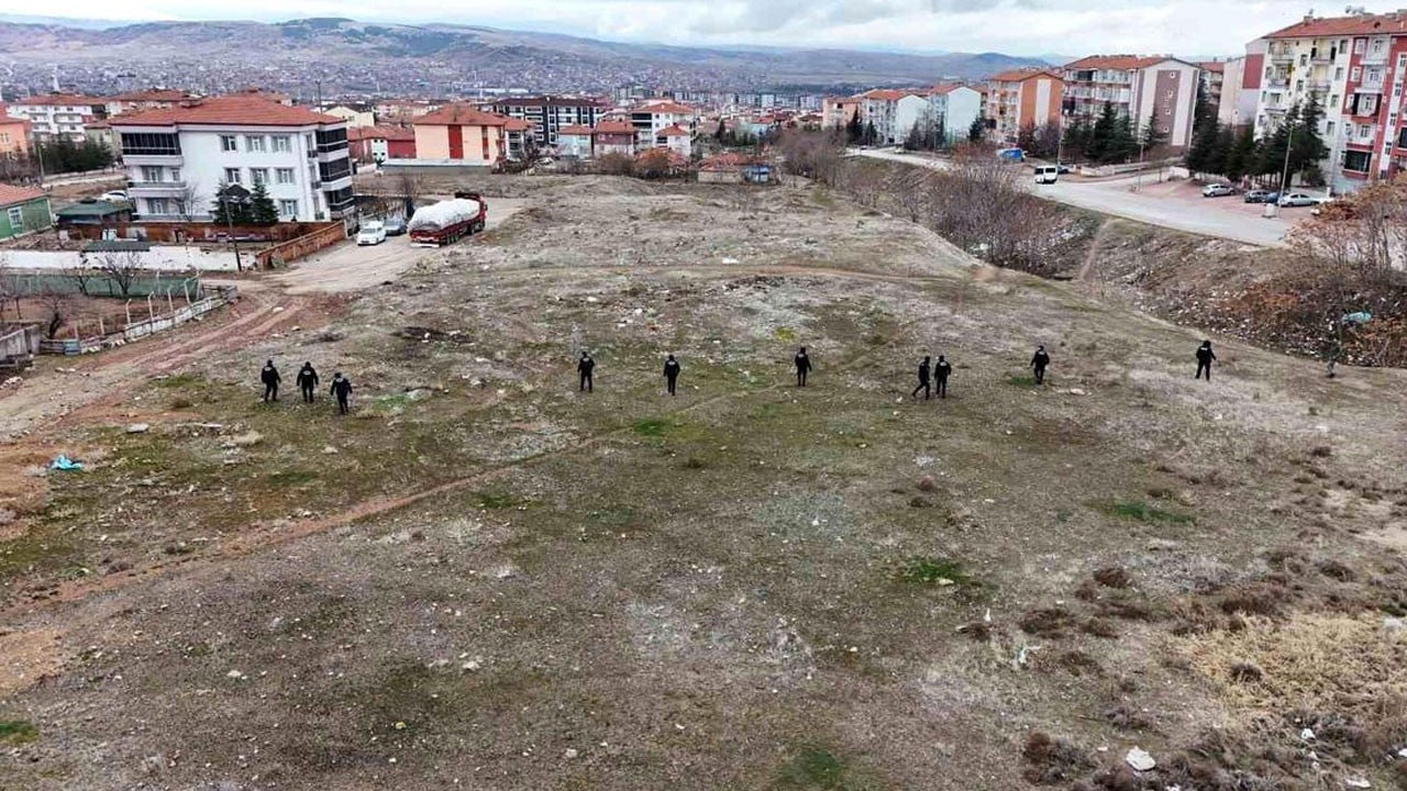 Bursa'da demans hastası adam her yerde aranıyor