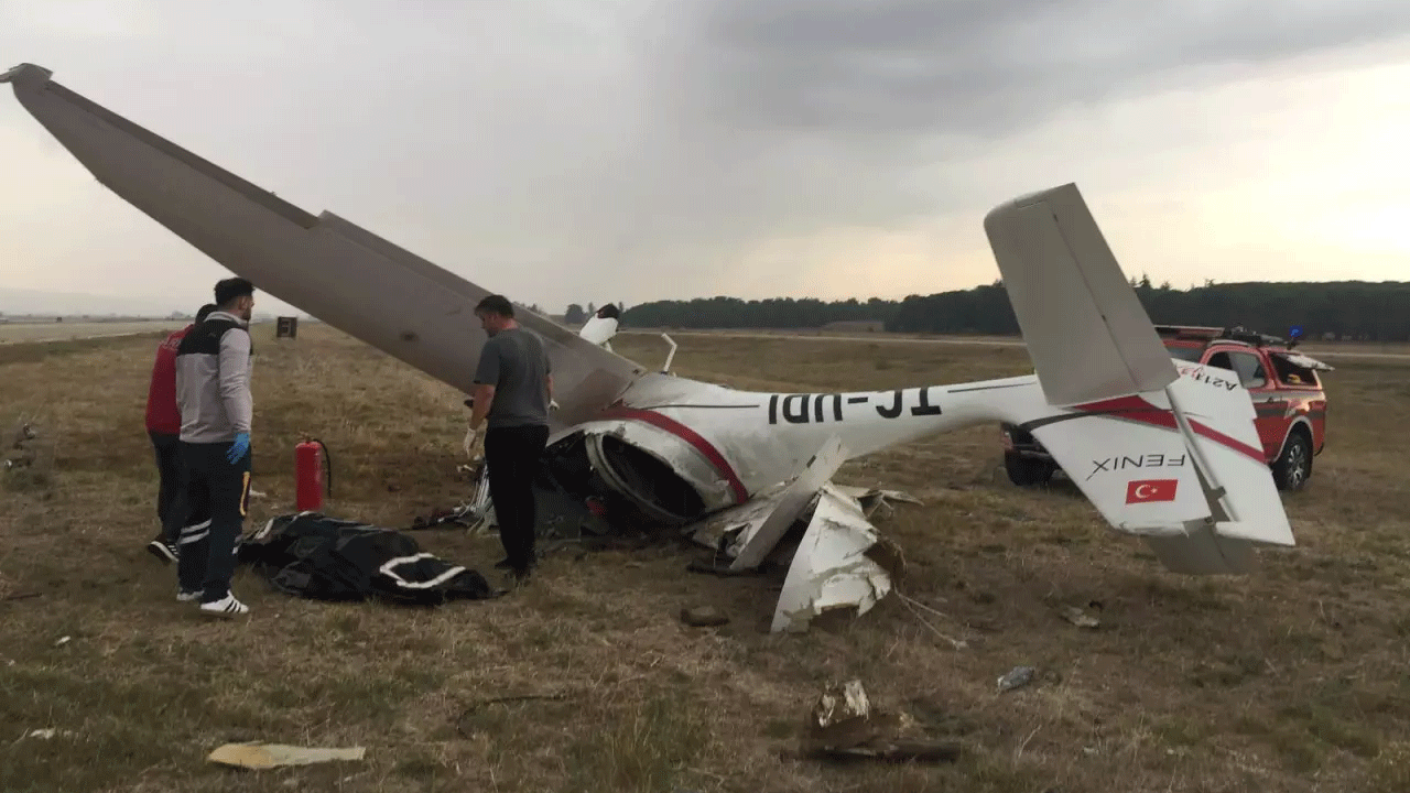 Bursa'da eğitim uçağı düştü!