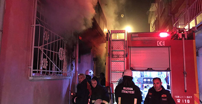 Bursa'da elektrikli ısıtıcı faciası: Daire harabeye döndü