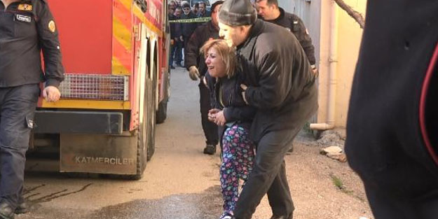 Bursa'da evi yanan kadın sinir krizi geçirdi