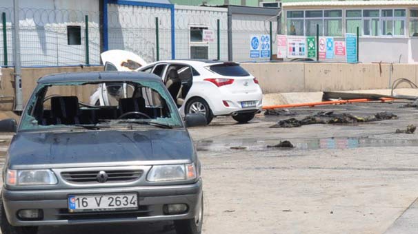 Bursa’da fabrikada yangın...Ortalık savaş alanına döndü
