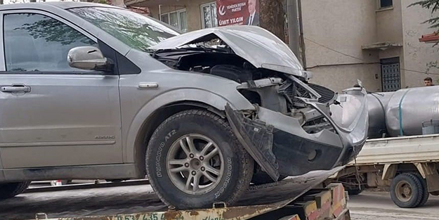 Bursa'da feci kaza: 1 ölü, 1 yaralı