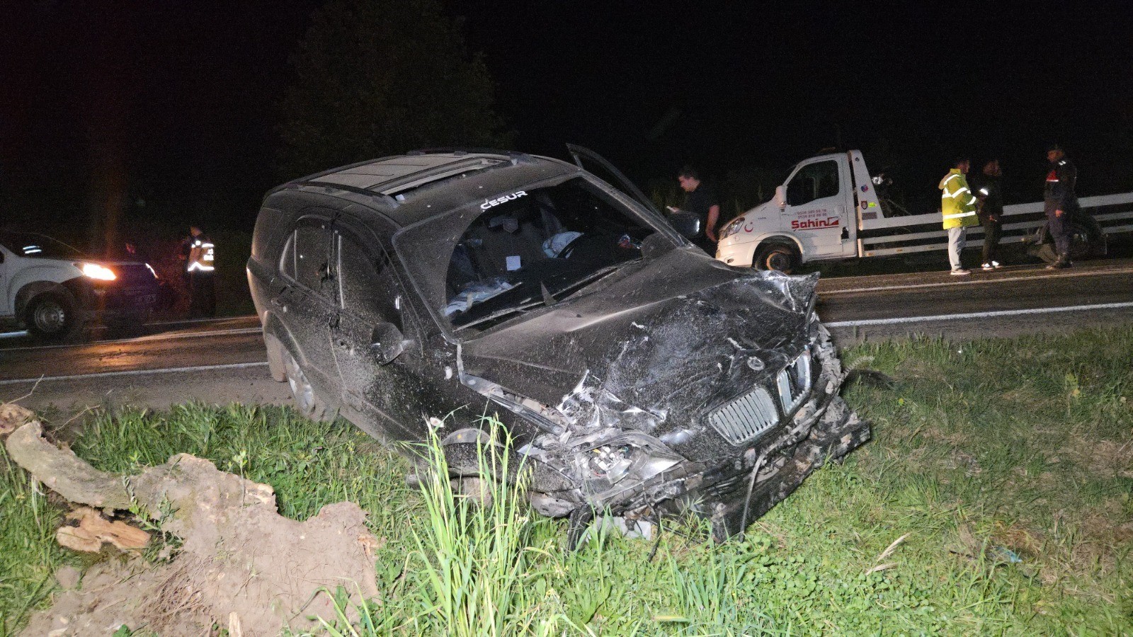 Bursa’da feci kaza! 3 kişi öldü, alkollü sürücü çalıların arasında yakalandı
