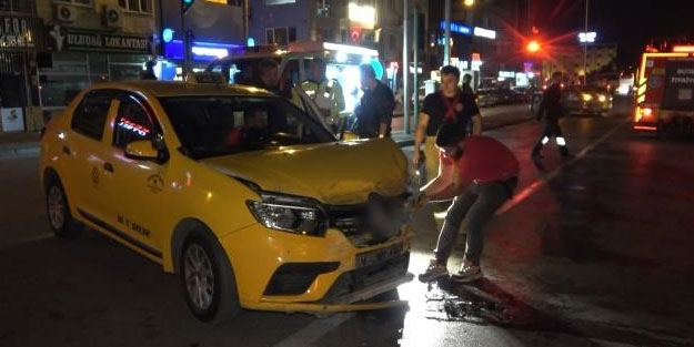 Bursa’da feci kaza: 4 kişi yaralandı