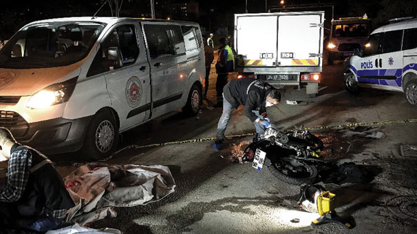 Bursa'da feci kaza! Motosiklette bulunan 2 kişi öldü, 1 kişi yaralandı