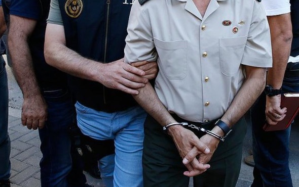 Bursa'da FETÖ operasyonu: 6'sı asker 11 kişi gözaltına alındı