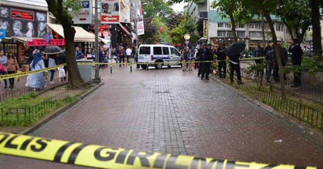 Bursa'da genç kendini vurdu, vatandaşlar kamera şakası sandı