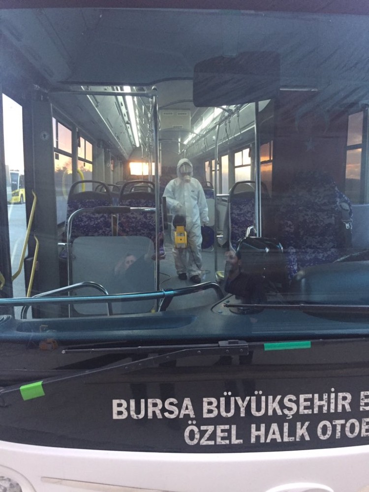 Bursa’da halk otobüslerine koronavirüs temizliği 