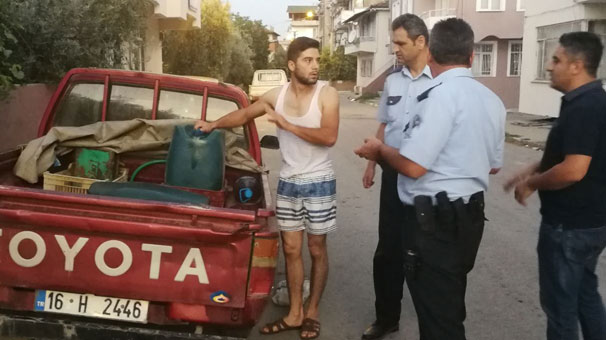 Bursa'da hırsızlar denedi ama başaramayıp kaçtı!