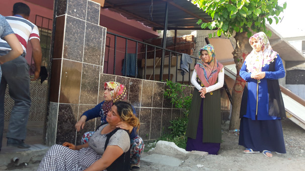 Bursa'da husumetli aileler birbirine girdi: Ölü ve yaralılar var