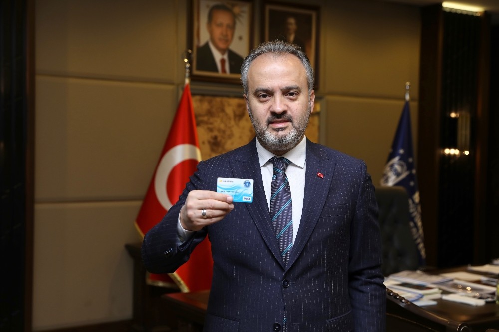 Bursa’da ihtiyaç sahiplerine alışveriş özgürlüğü 