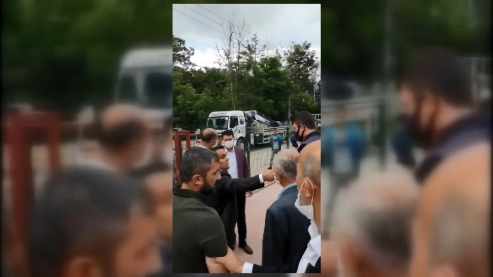Bursa’da kaçak bina yıkımda zabıta memuruna yumruklu saldırı 