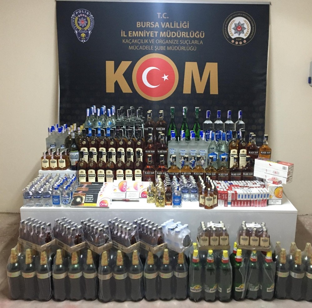 Bursa’da kaçak içki ve sigara operasyonu 