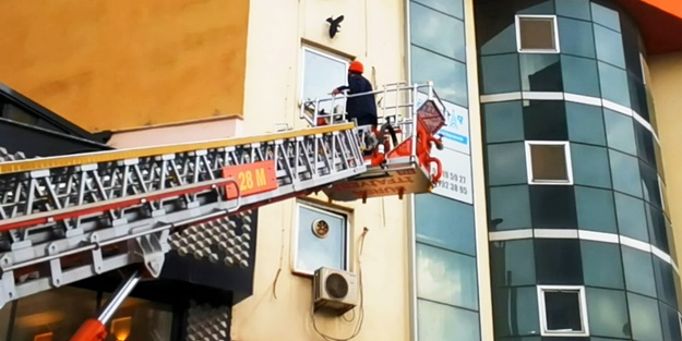 Bursa'da karga kurtarma operasyonu