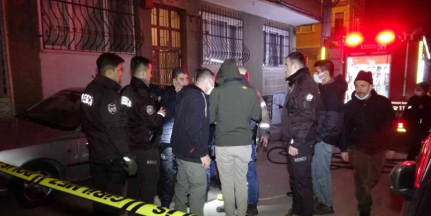 Bursa'da karısını öldürüp evini ateşe verdiği iddia edilen sanığın...