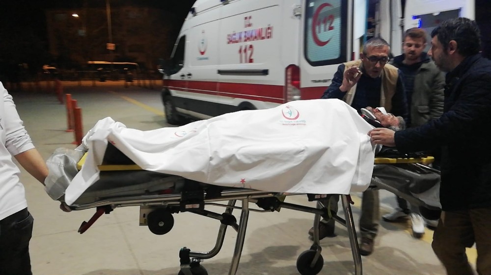 Bursa’da kazada can pazarı: 2’si ağır 3 yaralı 