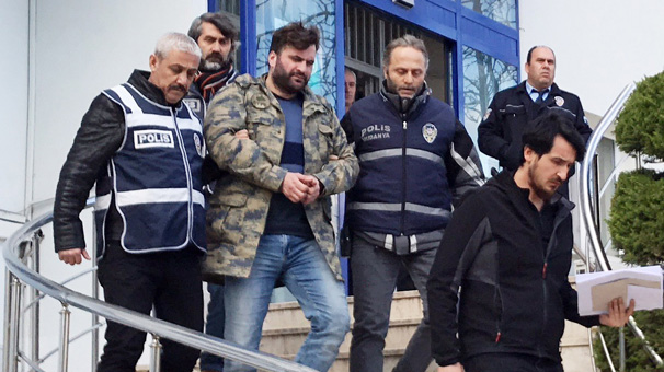 Bursa'da köpek yüzünden iki kişiyi öldürdü