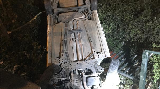 Bursa'da köprü demirlerini kırıp dereye uçtu!