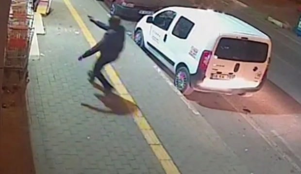 Bursa'da korkunç cinayet kamerada