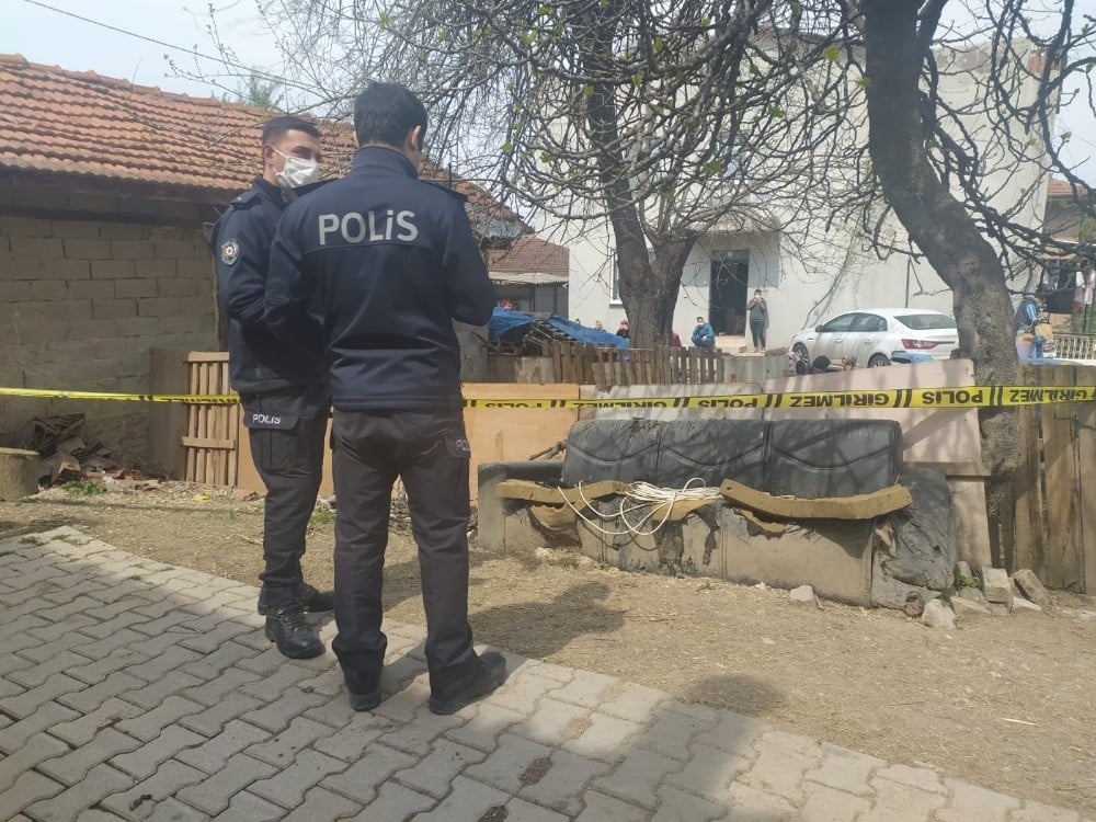 Bursa’da koyunlarını kırparken canından oldu 