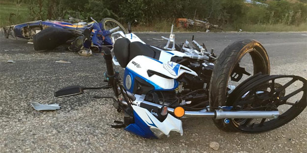 Bursa'da motosikletler çarpıştı: 1 ölü, 3 yaralı